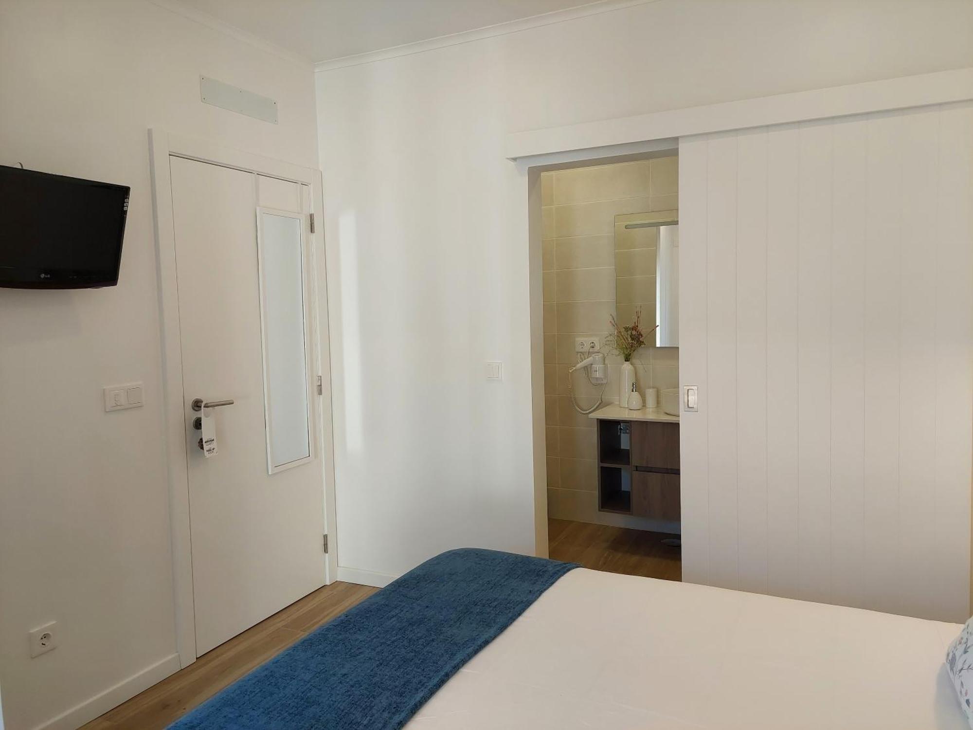 וילה נובה דה מילפונטס Lagoa Azul Guest House II מראה חיצוני תמונה